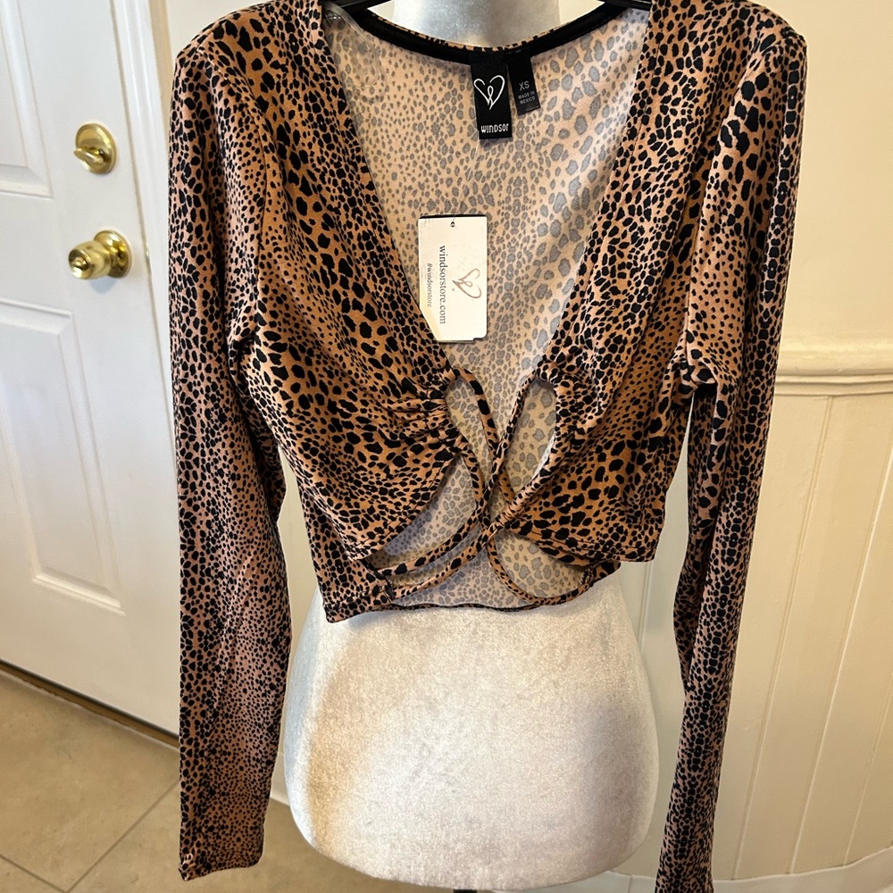 NWT Windsor Leopard Print Long Crop Top/XSmall